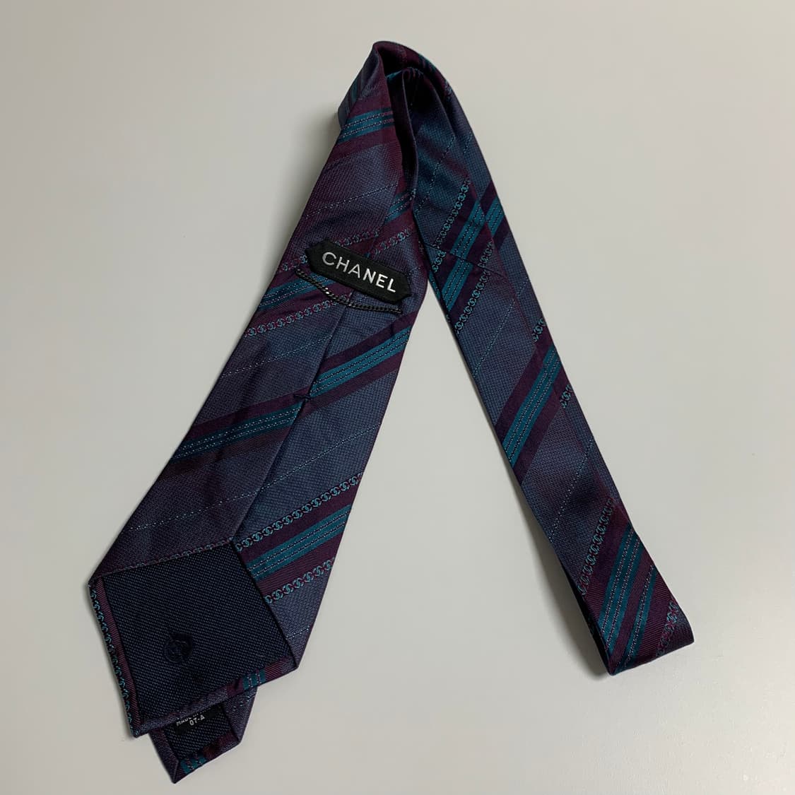 샤넬(CHANEL) 스트라이프 모노그램 명품넥타이 최상급 A 상품이미지10
