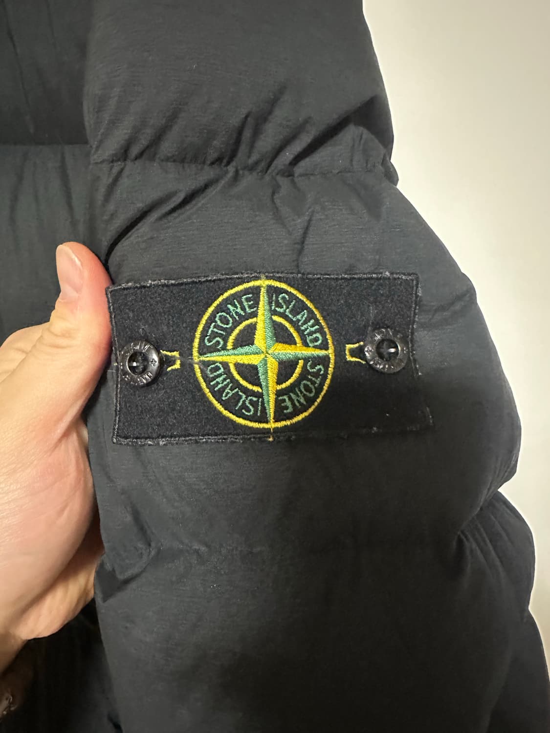 스톤아일랜드 심리스 패딩 상품이미지5
