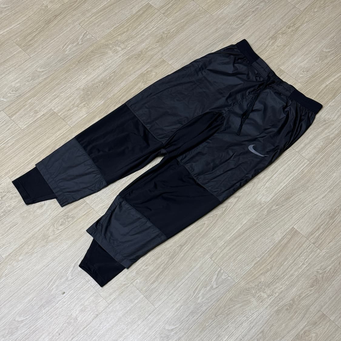 나이키 런 디비전 테크 런닝 팬츠 (7부) 상품이미지4