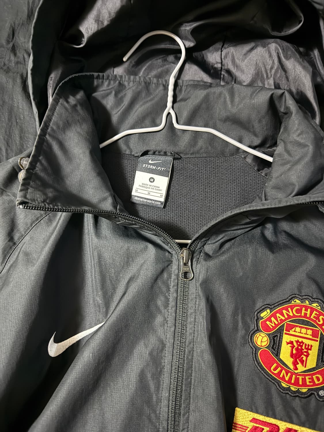 맨유x나이키 스톰핏 바람막이 M사이즈 상품이미지2