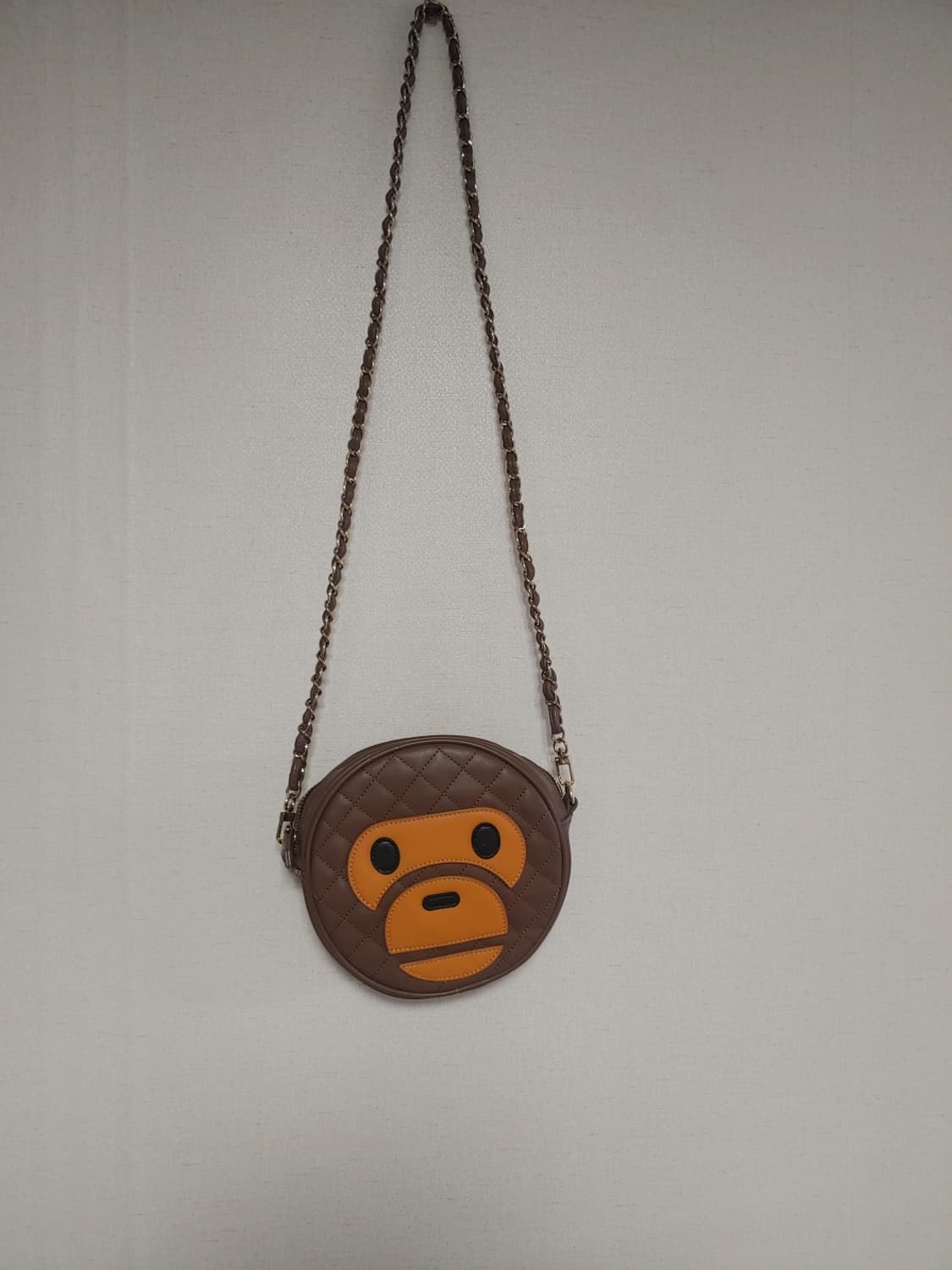 [OS] 베이프 베이비마일로 페이스 레더 퀄팅백 상품이미지4