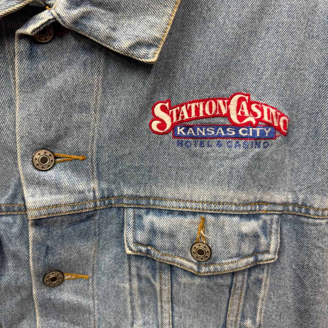 USA VINTAGE 데님 트러커 자켓 전후면 자수 로고 포인트 연청 상품이미지5