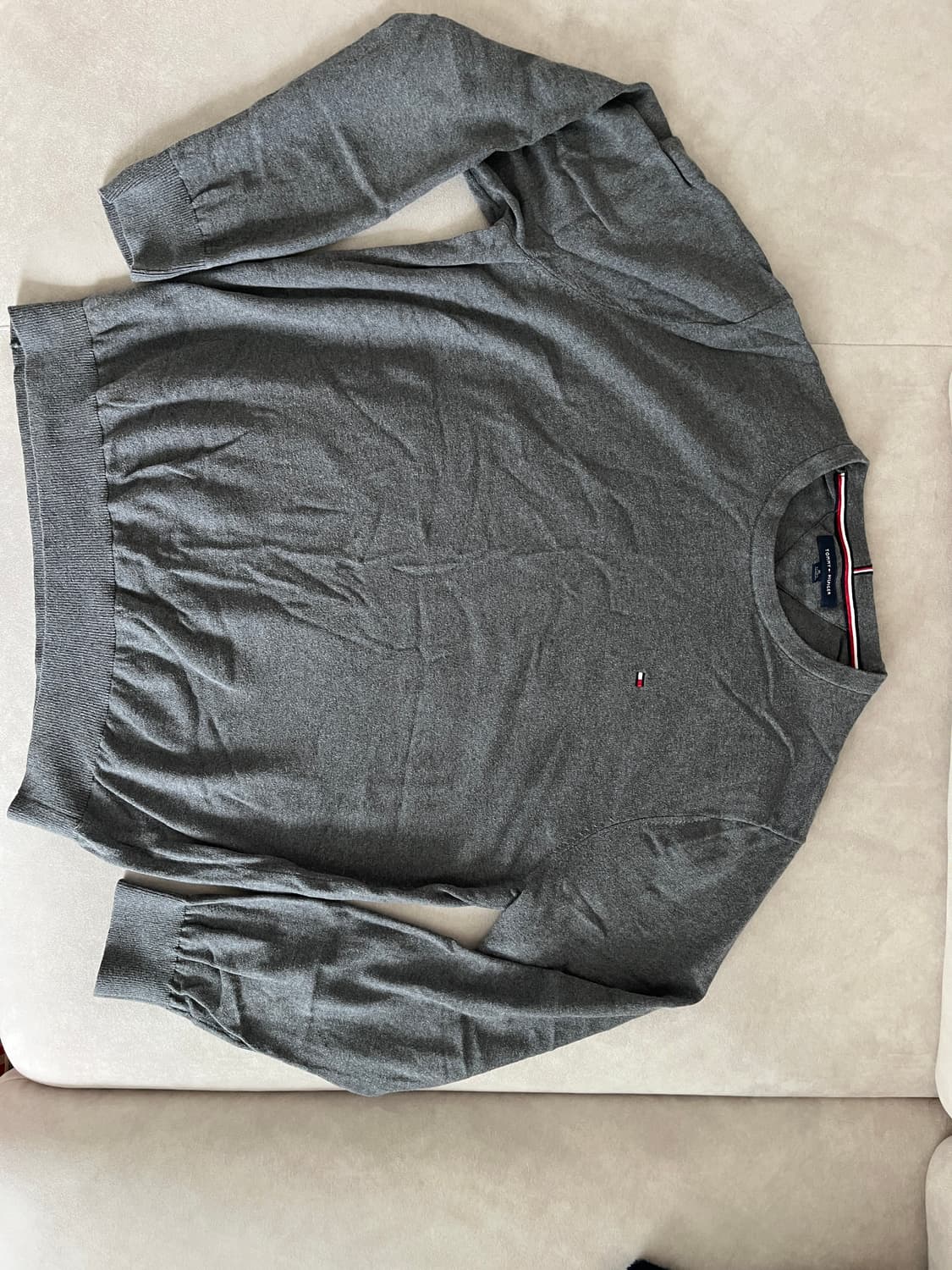 타미힐피거 남녀공용 베이직 라운드넥 긴팔 니트 스웨터 상품이미지1