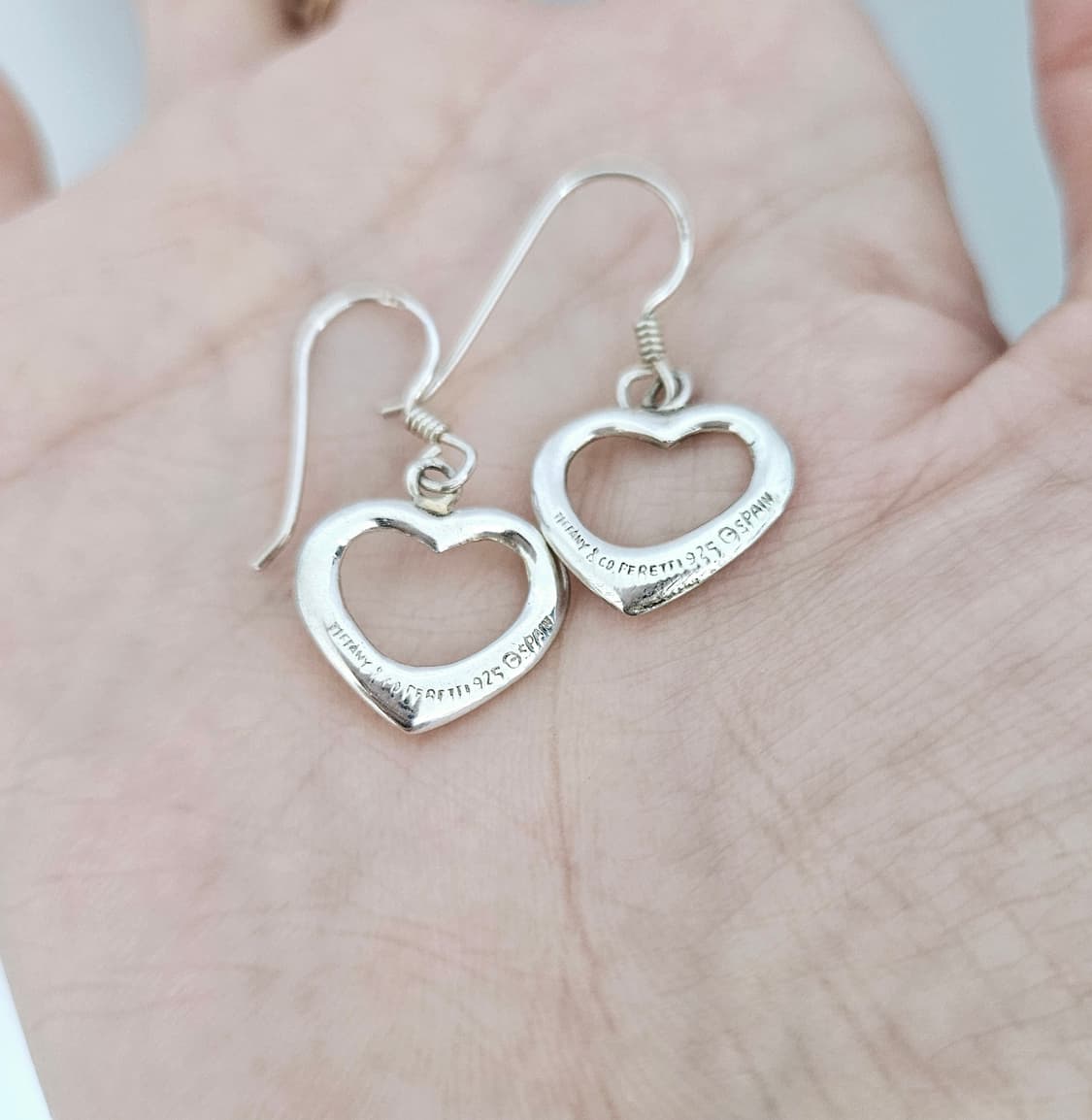 티파니앤코 엘사퍼레티 오픈하트 빈티지 드롭 실버 귀걸이[정품] 상품이미지3