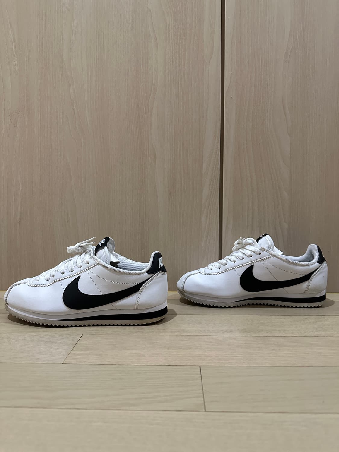 나이키 코르테즈 흰검 240 상품이미지3