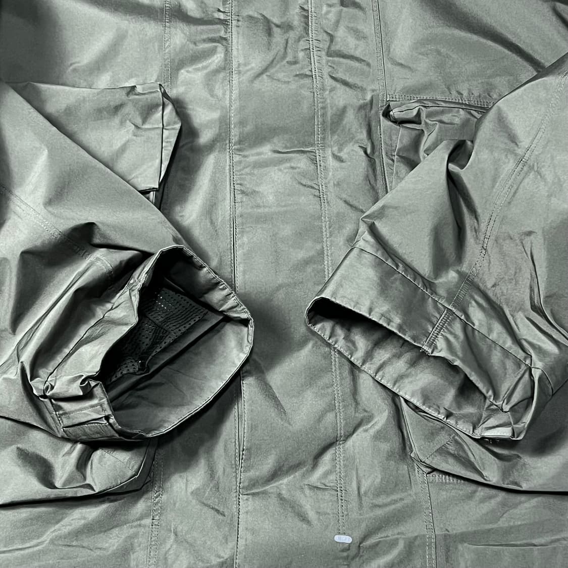 나이키 NSW 스톰핏 ADV 테크팩 고어텍스 자켓 110 상품이미지9