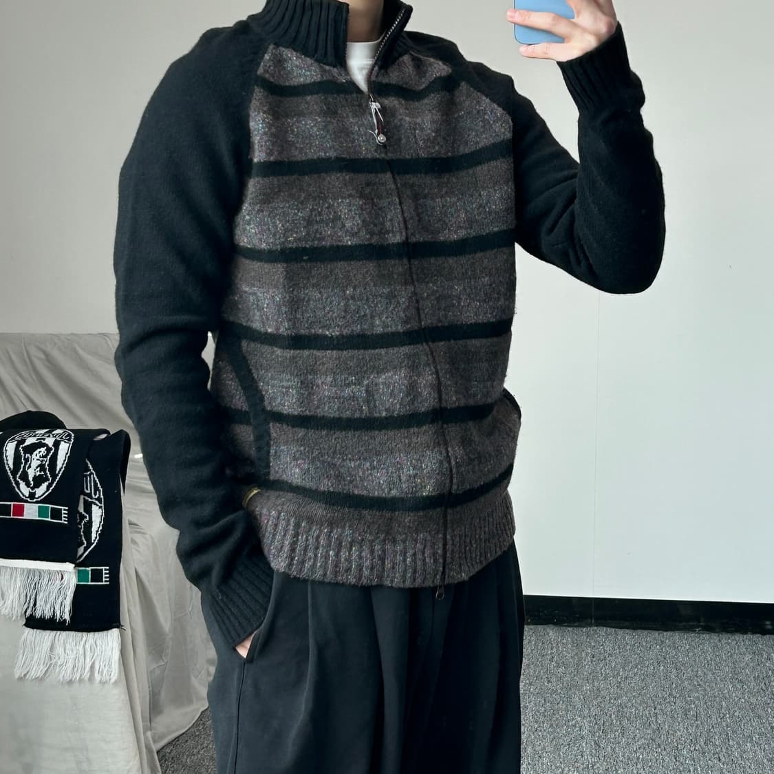 아르마니 진스 실루엣 니트 집업 상품이미지4