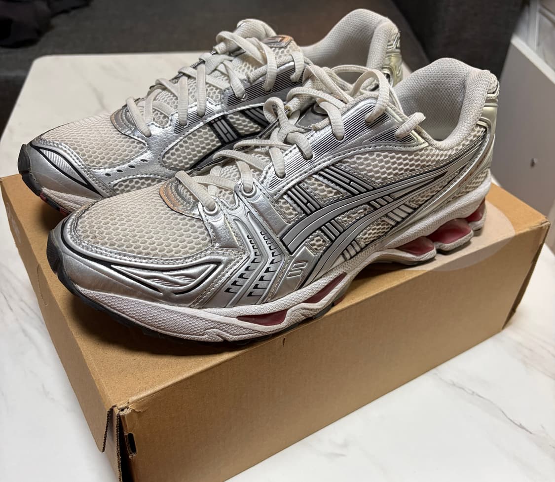 아식스 젤 카야노 14 화이트 퓨어 실버 레드 상품이미지1