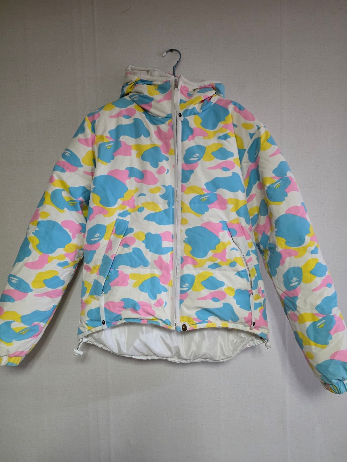 [OG S]베이프 OG 캔디카모 리버시블 다운 자켓 상품이미지1