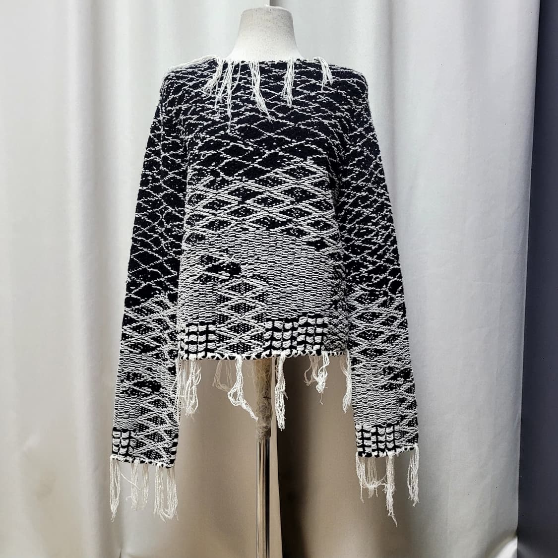 생로랑 니트 상품이미지1