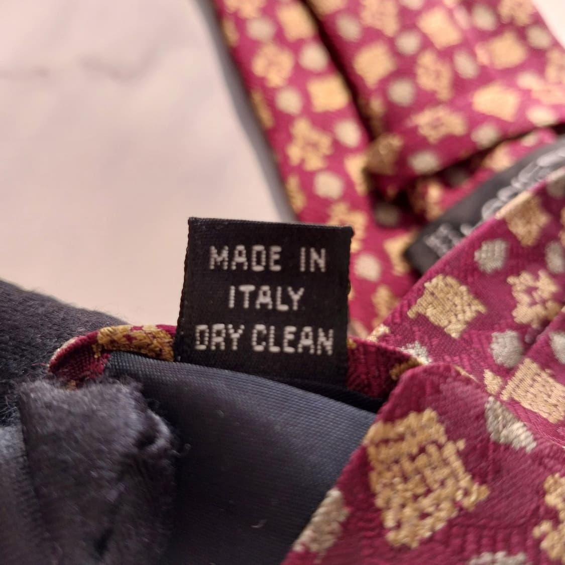 란셀 실크 와인 자카드 패턴 넥타이 9.9cm A+등급 K1364
 상품이미지9