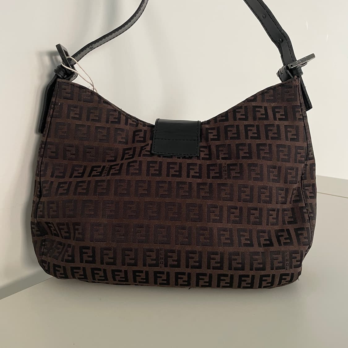 펜디 FF 로고 주키노 자카드 호보백 상품이미지3