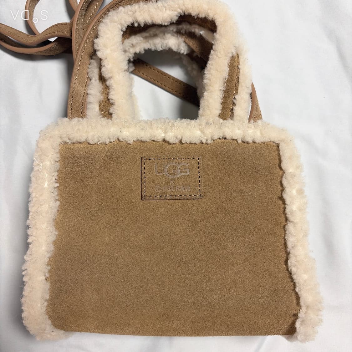 텔파 x 어그 체스트넛 미니 크로스백 상품이미지3