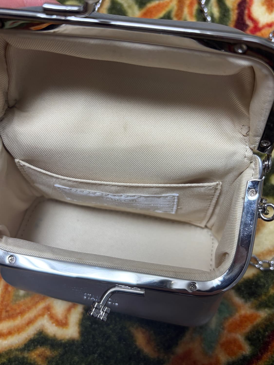 스탠드오일 실버 히포백 미니크로스백 상품이미지4