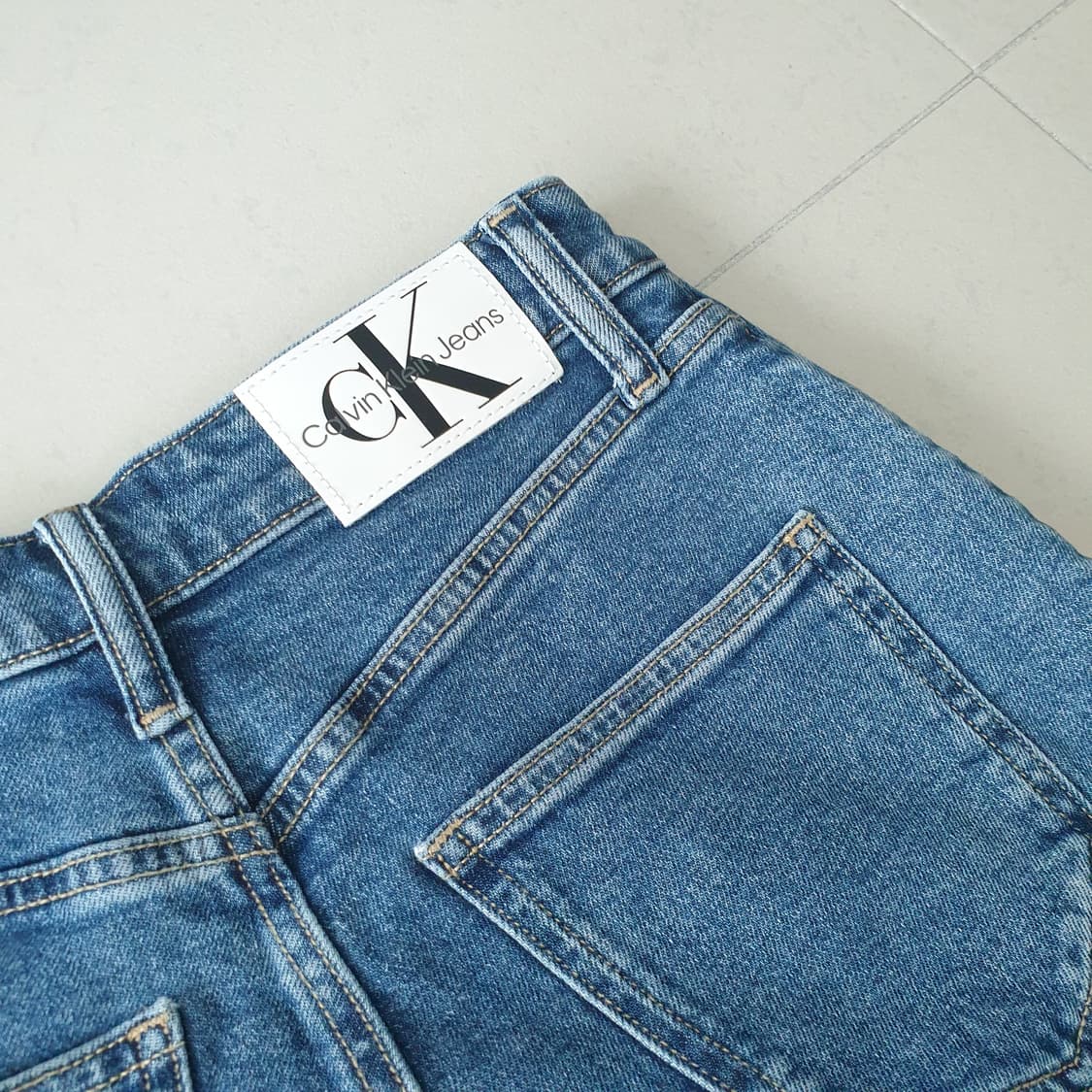 캘빈클라인 90s 스트레이트핏 미드 블루 데님 상품이미지7