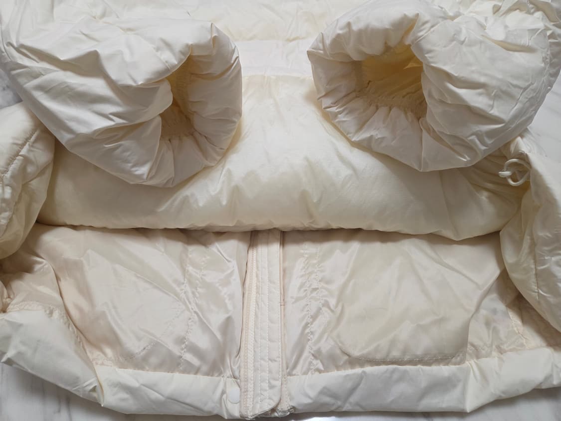 유니클로 나노디자인 경량 패딩 상품이미지5