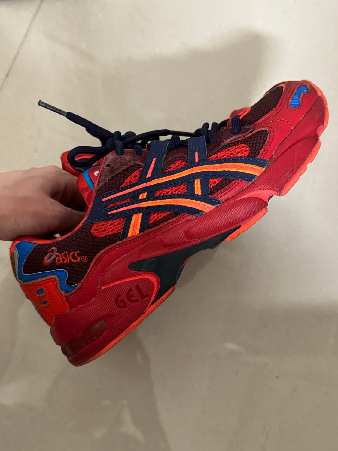 아식스 비비안웨스트우드 스니커즈 상품이미지2