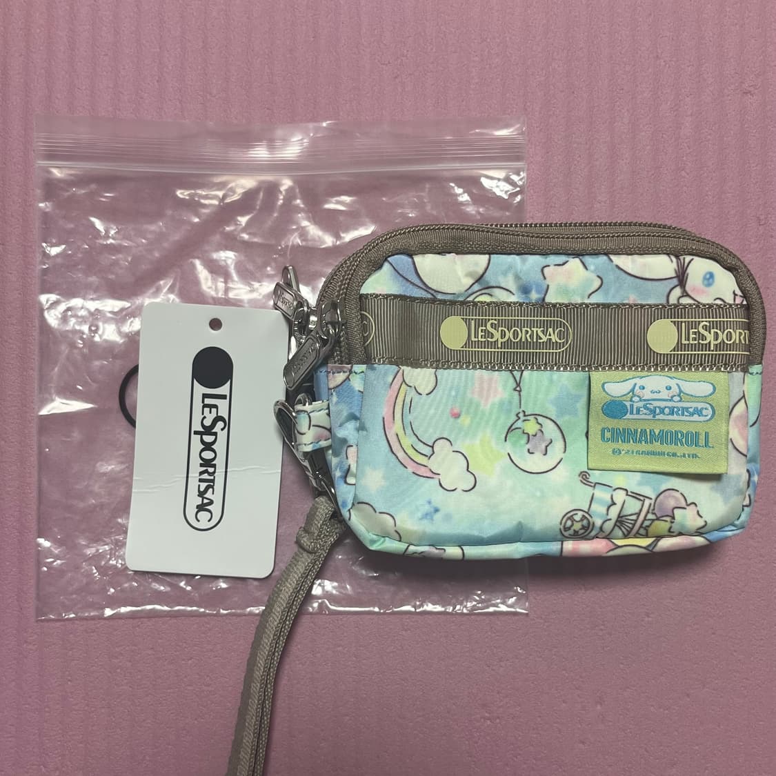 레스포삭 시나모롤 3단 지갑파우치 상품이미지1