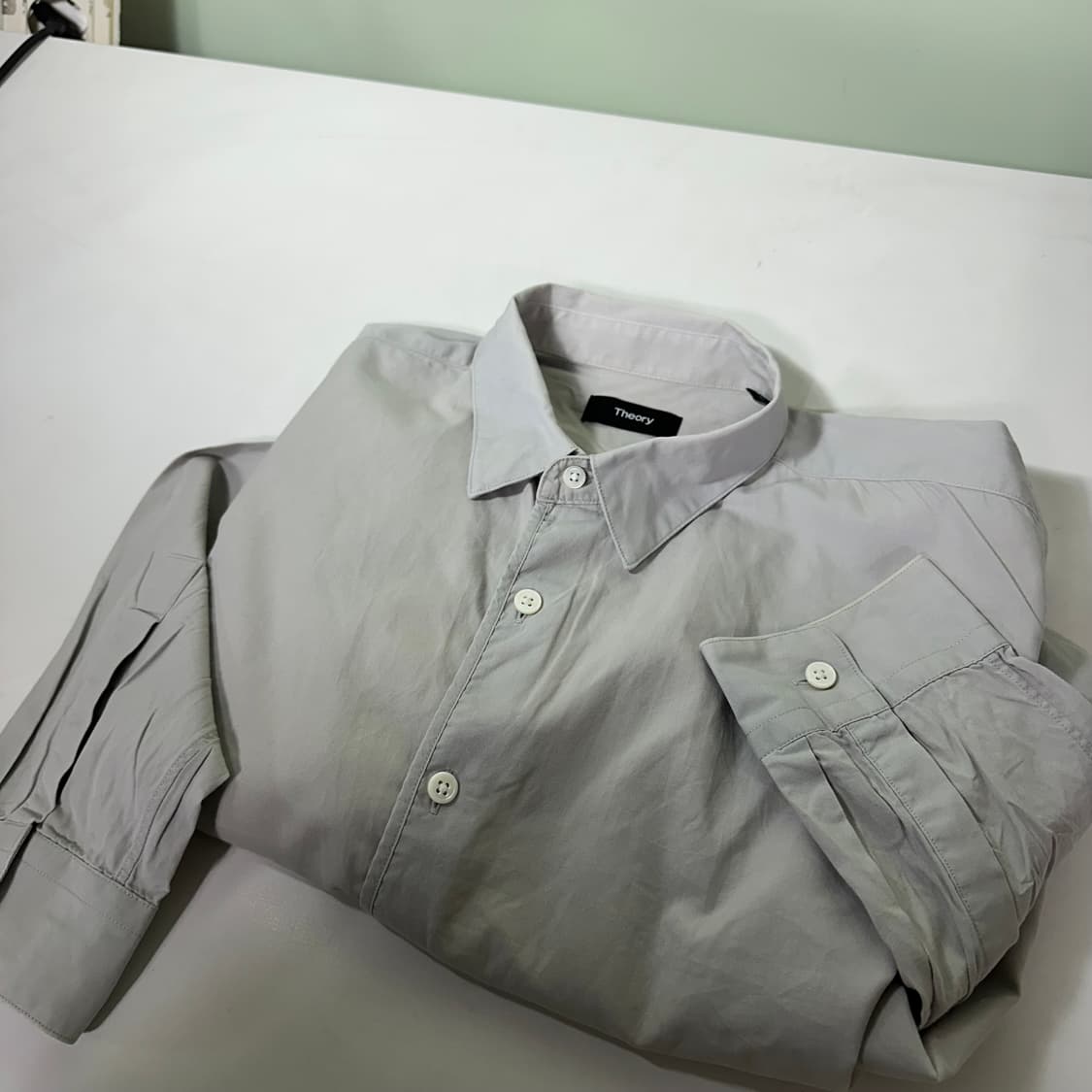 100 M 띠어리 시멘트그레이 플랫카라넥 써머코튼 셔츠 상품이미지1