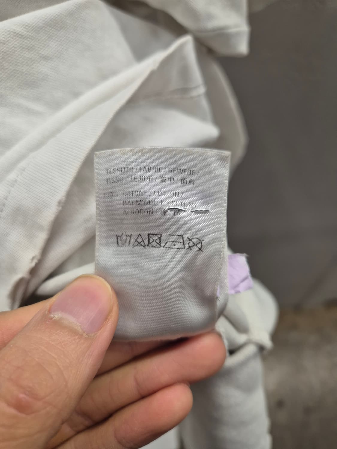 발렌시아가 시저스 로고 오버핏 티셔츠 상품이미지6