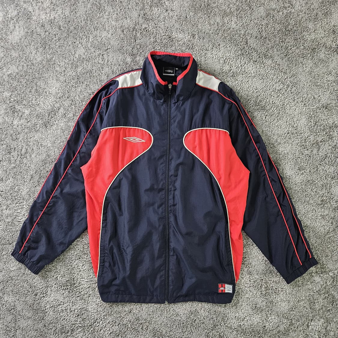 [무료배송] UMBRO 스포츠 바람막이 상품이미지1