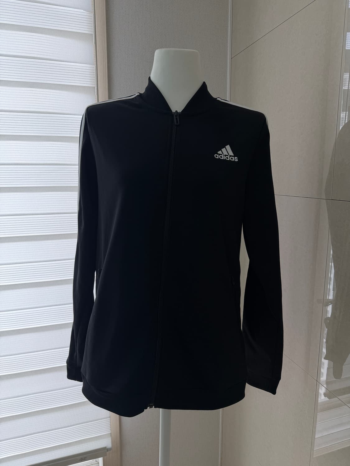 아디다스 블랙 삼선 트레이닝 상의 L 상품이미지1