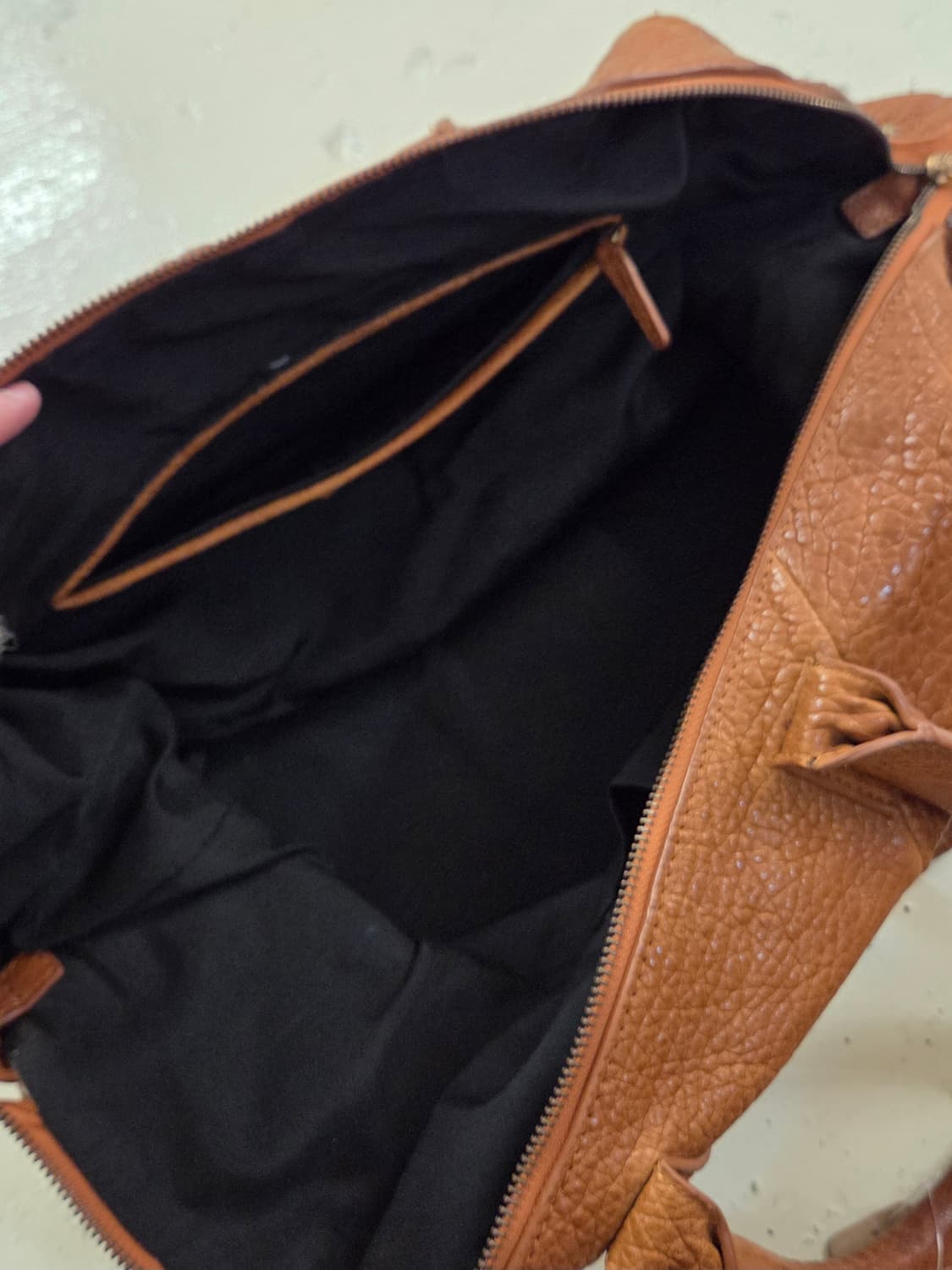 90-00s YSL 입생로랑 Italy 레더 백 상품이미지6