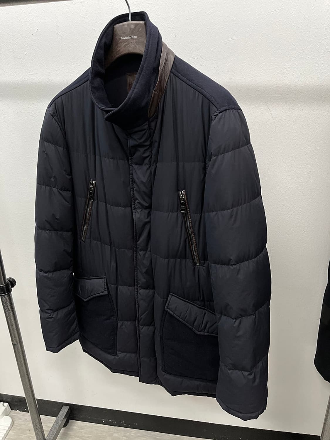 110) 페레가모 누빔 하프다운  상품이미지1