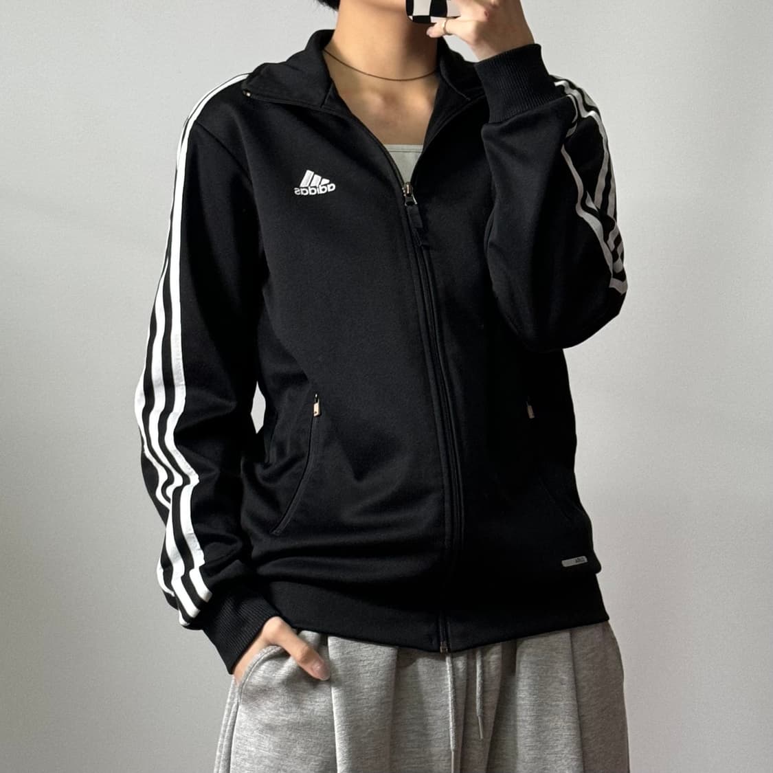 아디다스 로고 트랙탑 져지 블랙 100 [122405] 상품이미지2