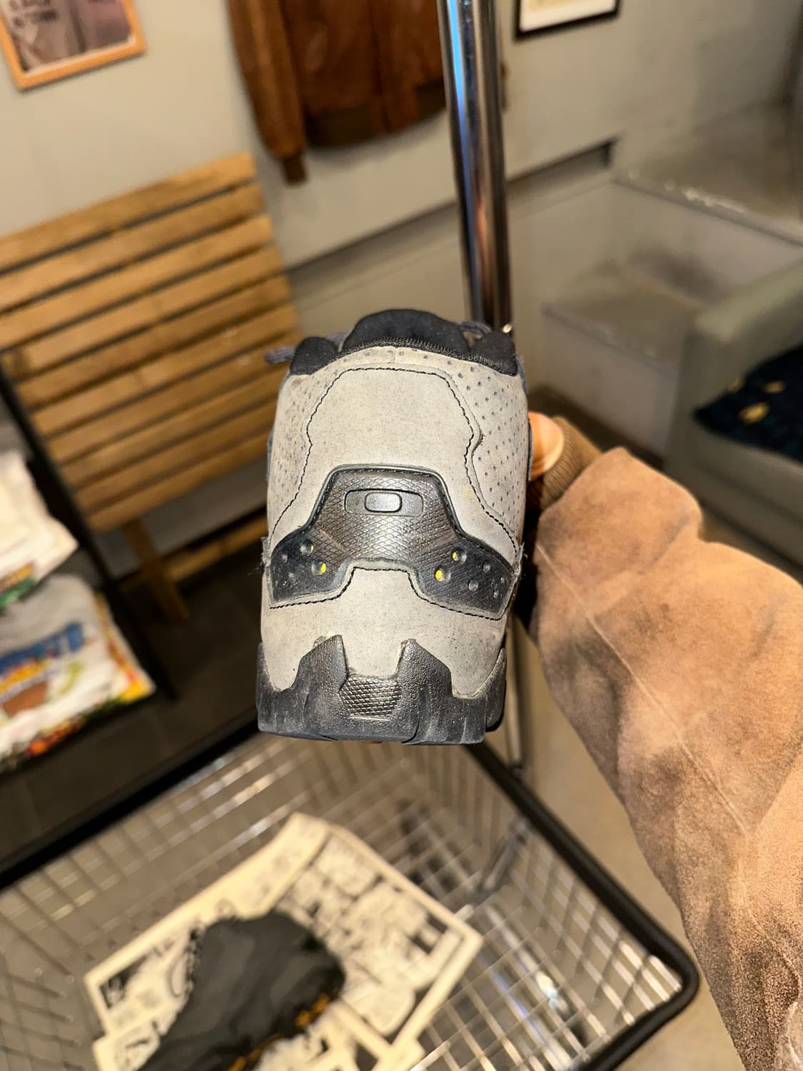 Oakley Battalion Mid trekking boots 상품이미지9