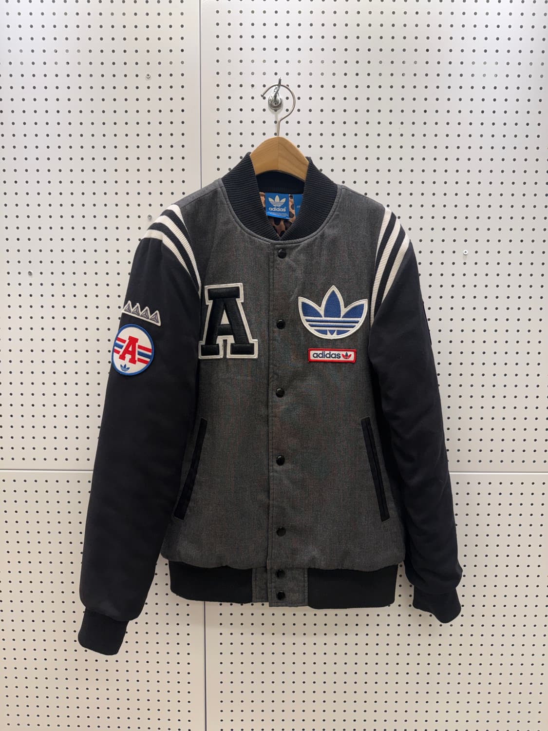 아디다스 오리지널 빅로고 스타디움 자켓 U776 상품이미지2