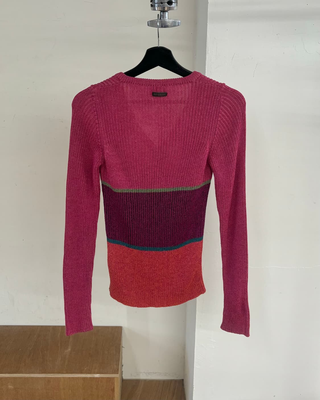 돌체앤가바나 핑크 브이넥 니트 상품이미지6