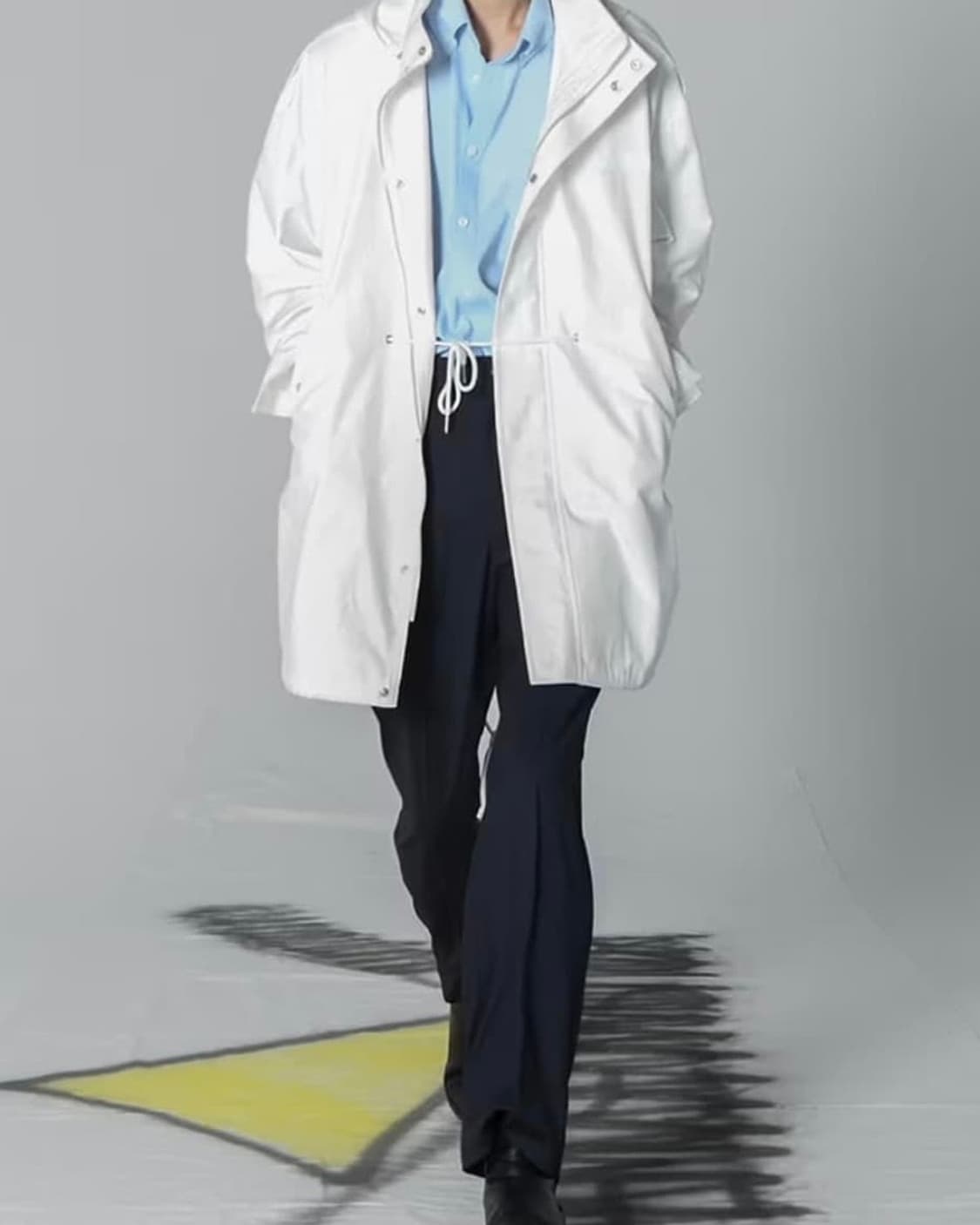 뮤지엄비지터 코트 일괄 상품이미지4