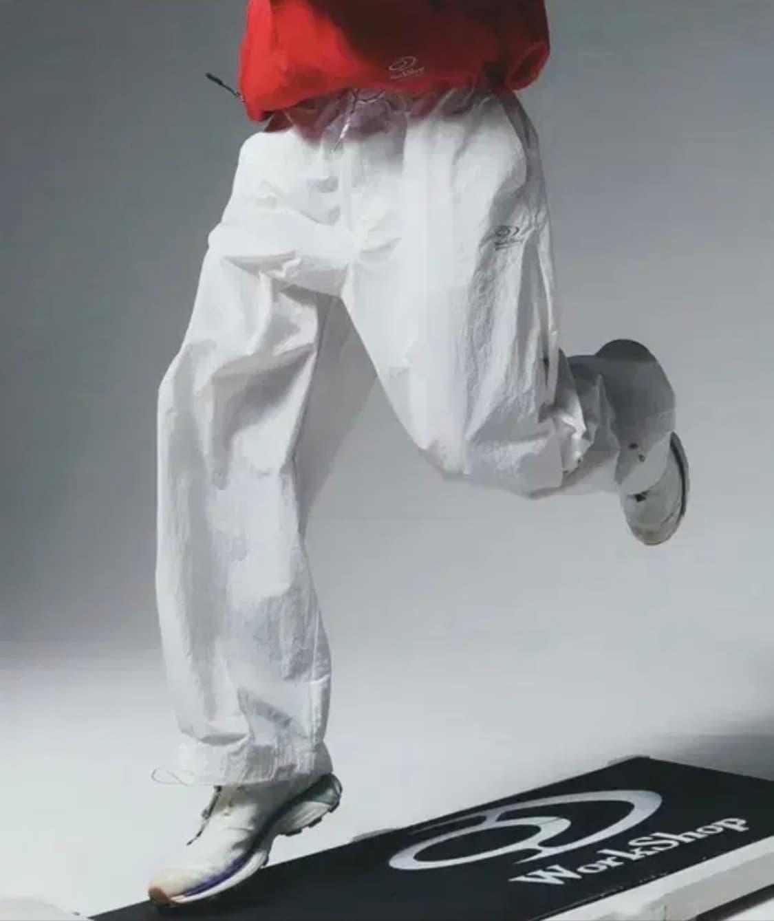 트래블 사이드스냅 트랙팬츠 화이트 상품이미지1