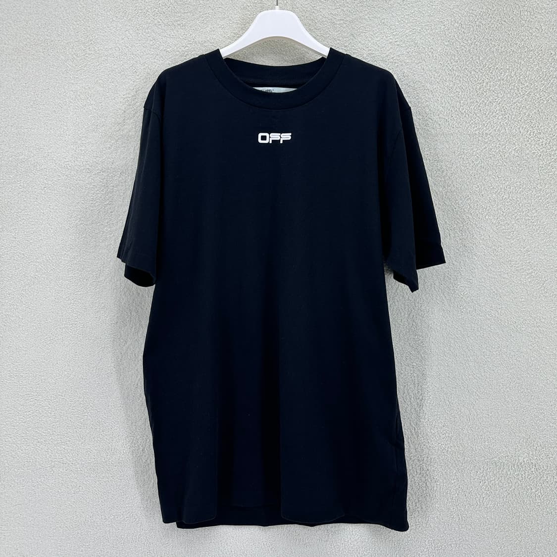 오프화이트 캐빈 반팔 티셔츠 오버핏 상품이미지3