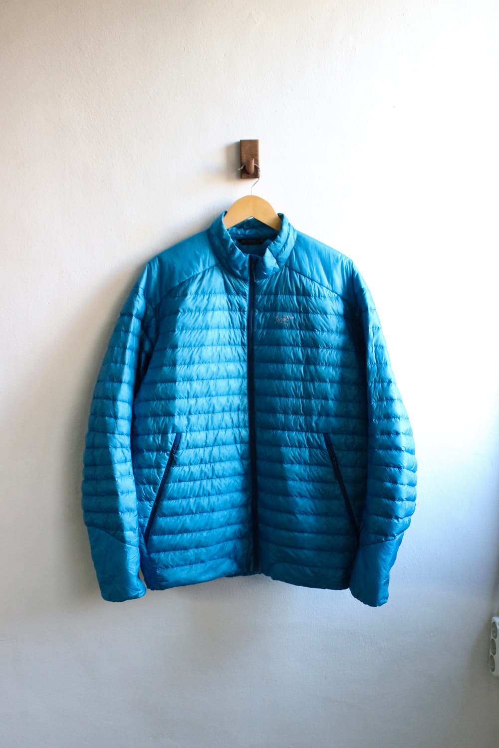 아크테릭스 세륨 SL 다운 패딩 상품이미지1