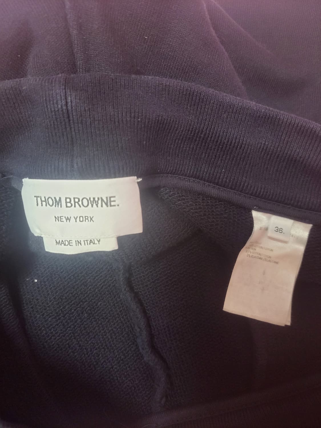 정품)급처상태좋음!톰브라운 남녀공용 스트라이프루트백 바지 스웨트 조거팬츠 상품이미지8