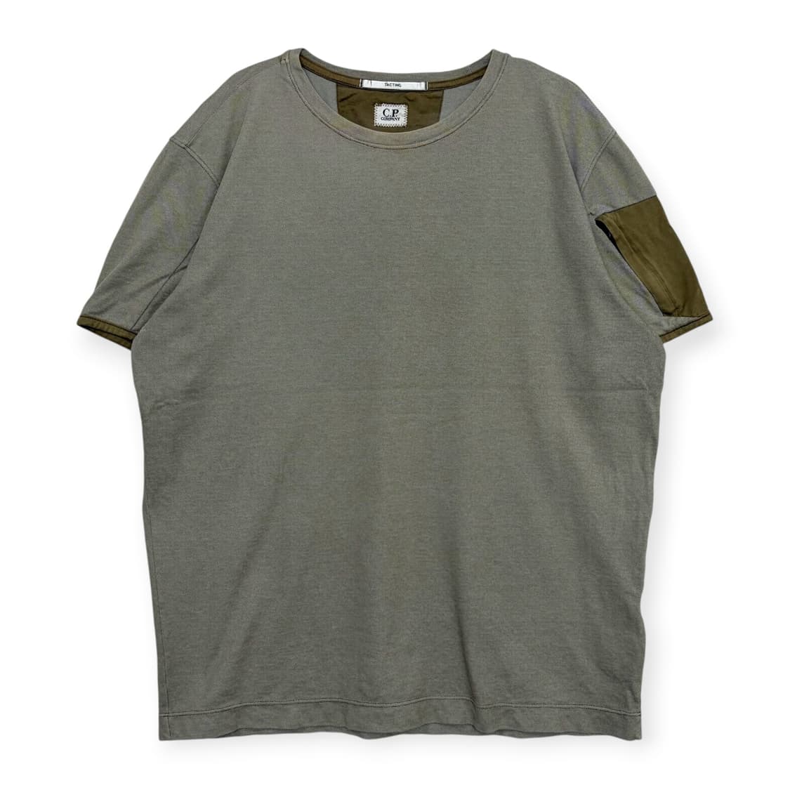 cp company 씨피컴퍼니 tacting 지퍼 포인트 반팔티셔츠 상품이미지1
