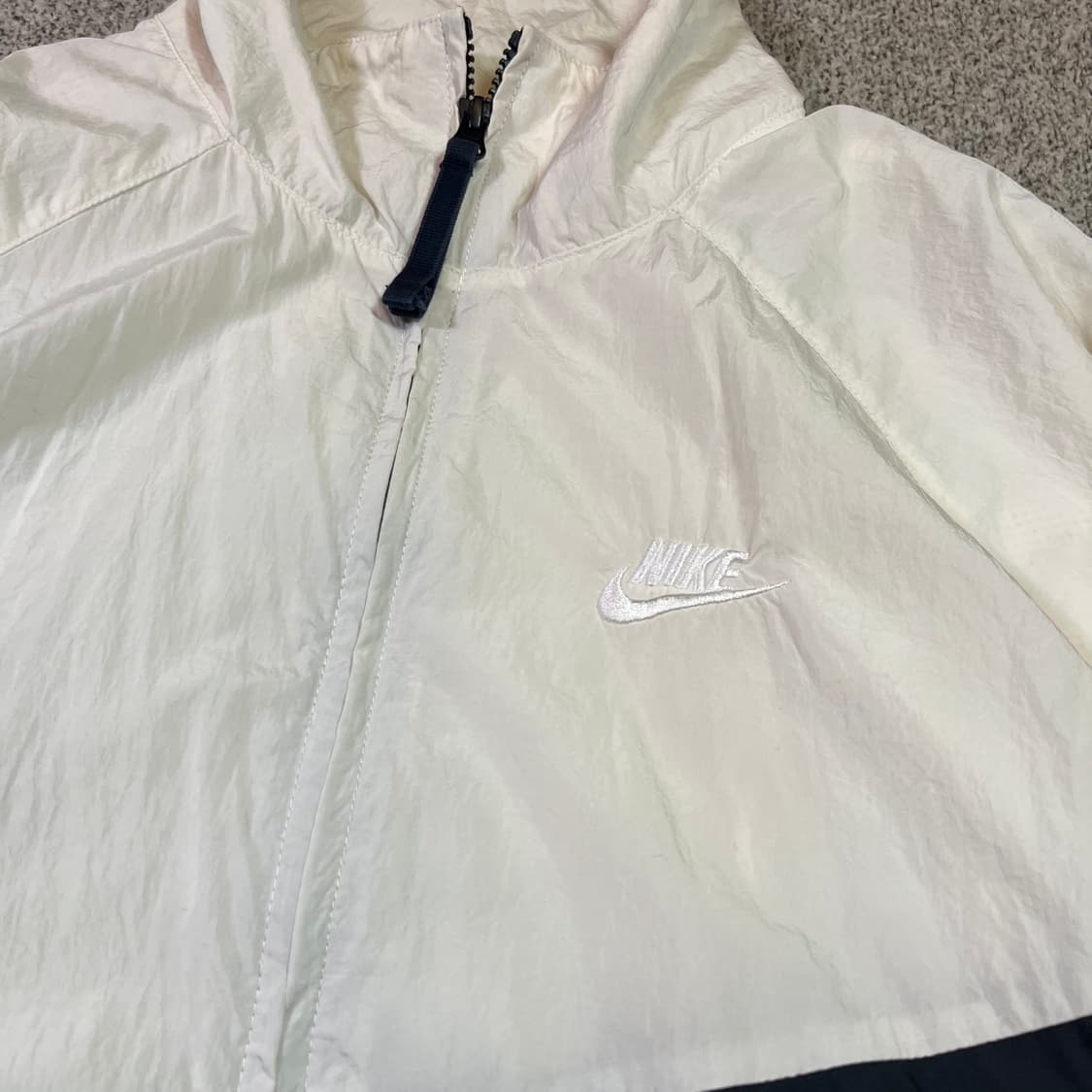 나이키 빅스우시 바람막이 자켓 상품이미지2
