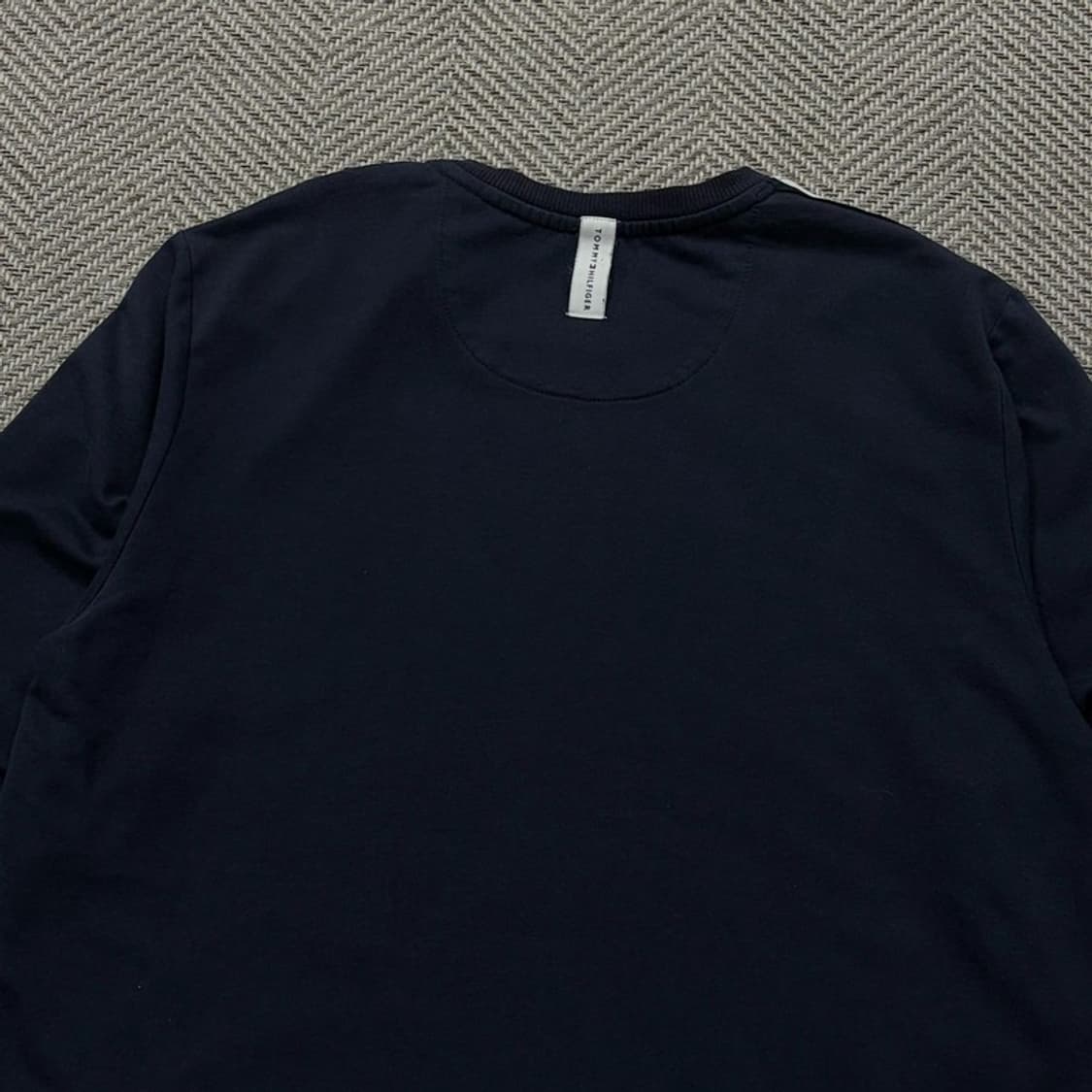 타미힐피거 베이직 로고 맨투맨 v2561 상품이미지4