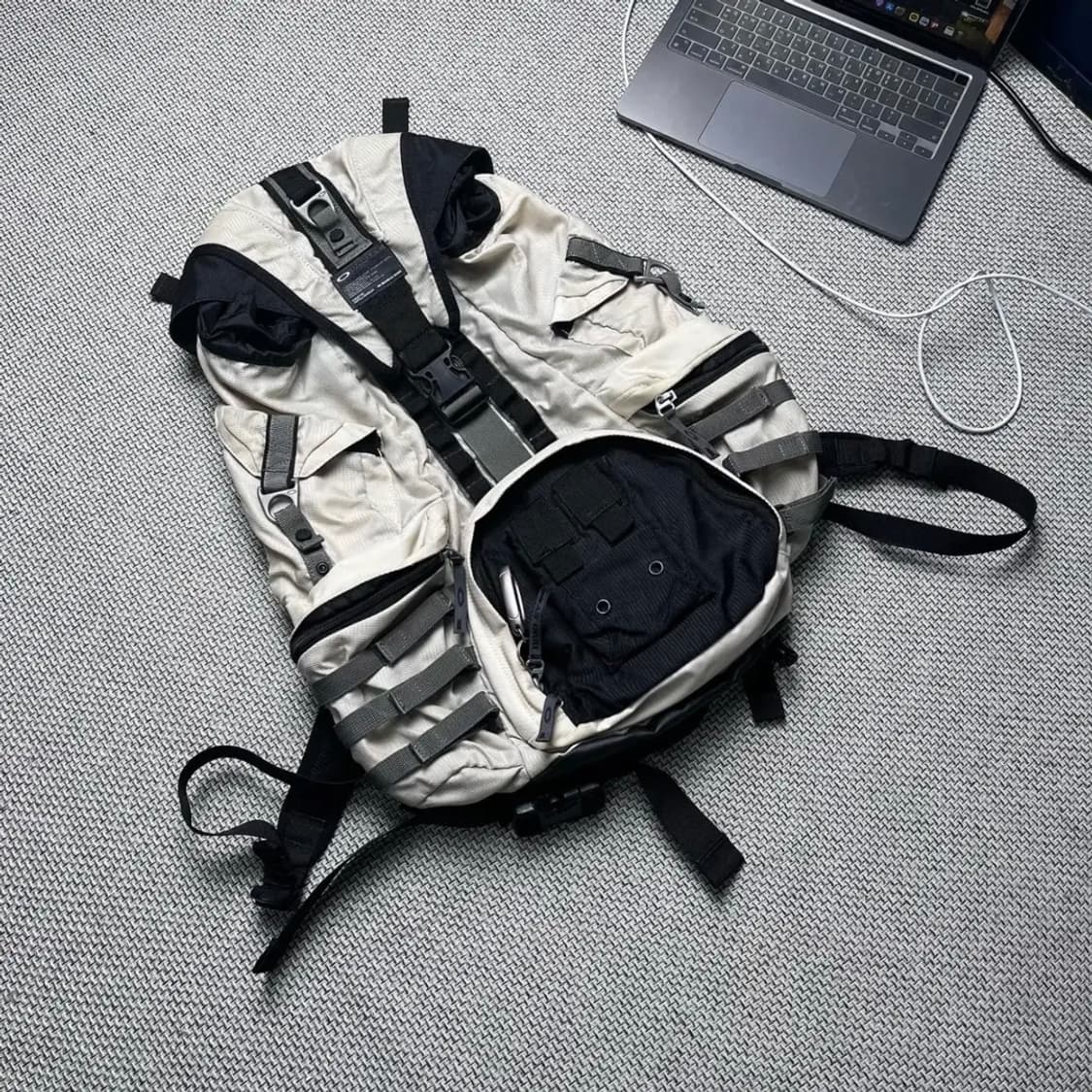 [구해요] 오클리 아이콘 백팩  상품이미지1