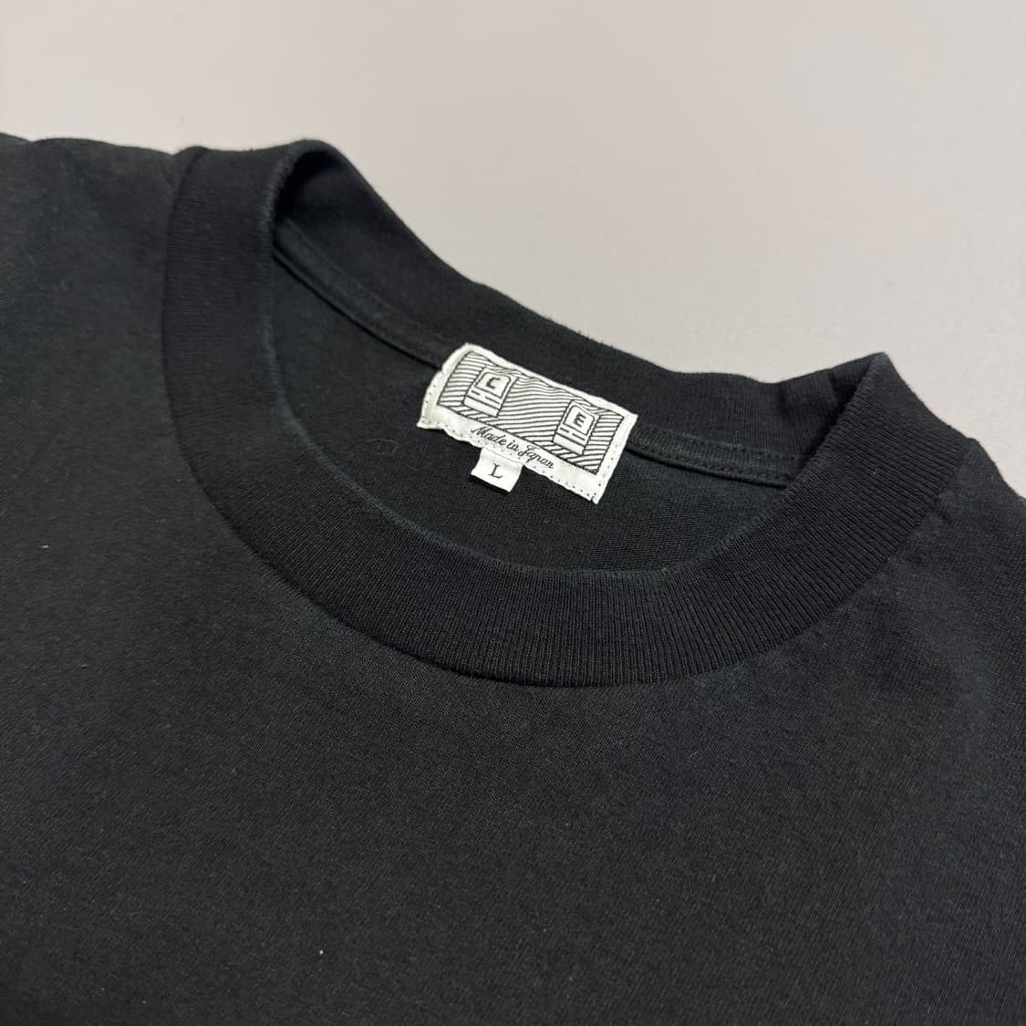 카브엠트(CAVEMPT) 22s 블랙 양면 나염 프린팅 코튼 크루넥 반팔 상품이미지3