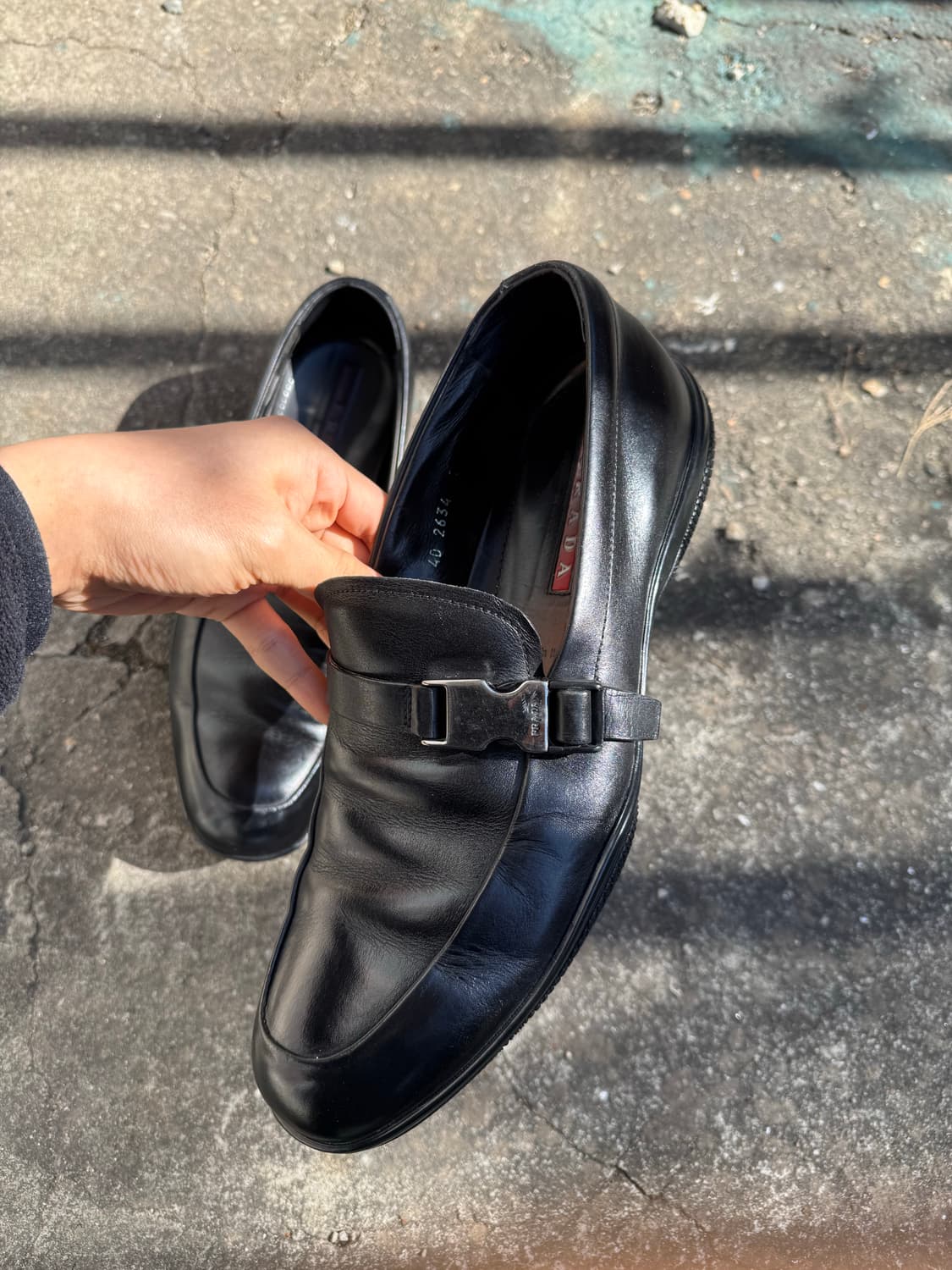 프라다 버클 로퍼 상품이미지4