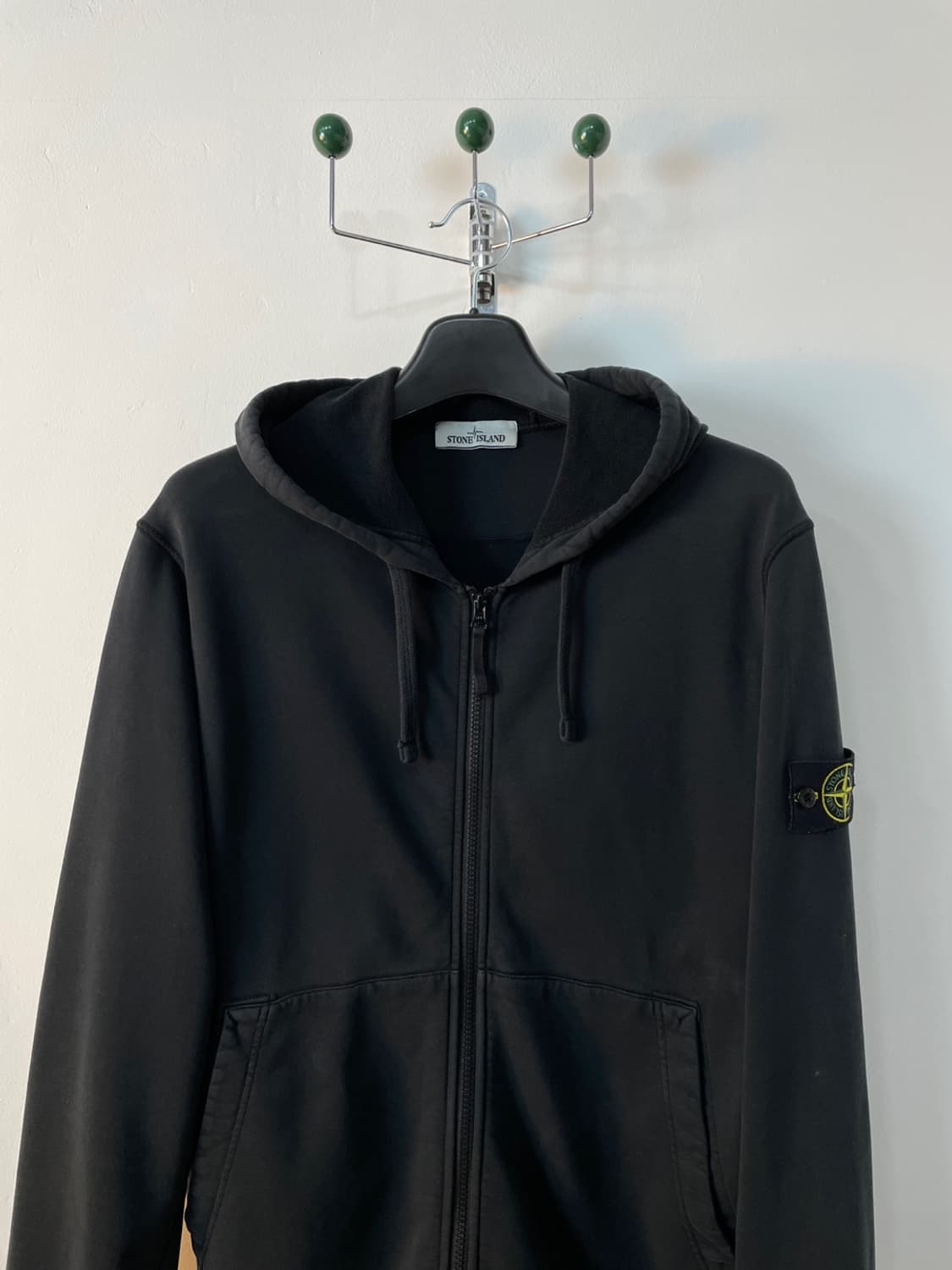 스톤 아일랜드 와펜 후드집업  상품이미지5