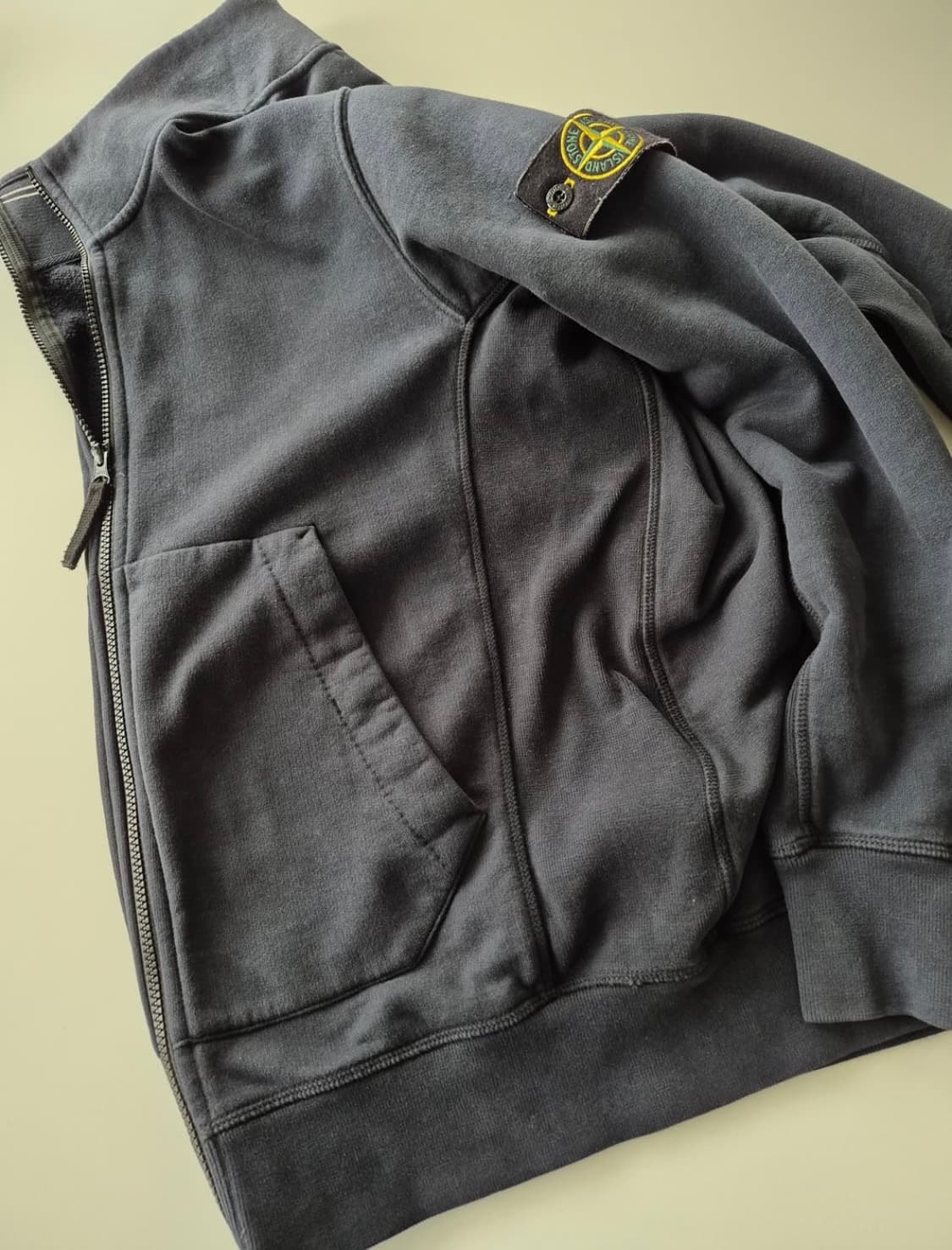 스톤아일랜드 집업 m 상품이미지3