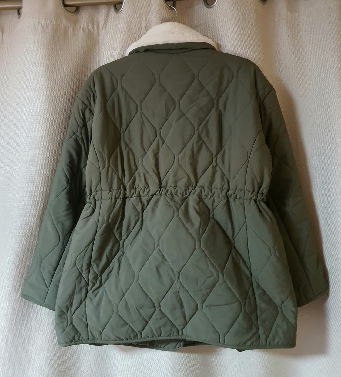 (새상품) 에잇세컨즈 퀼팅 점퍼 77 상품이미지2