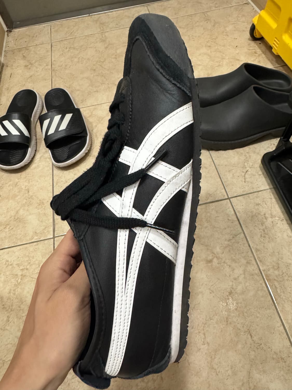 오니츠카 타이거 멕시코 66 블랙 화이트   상품이미지4