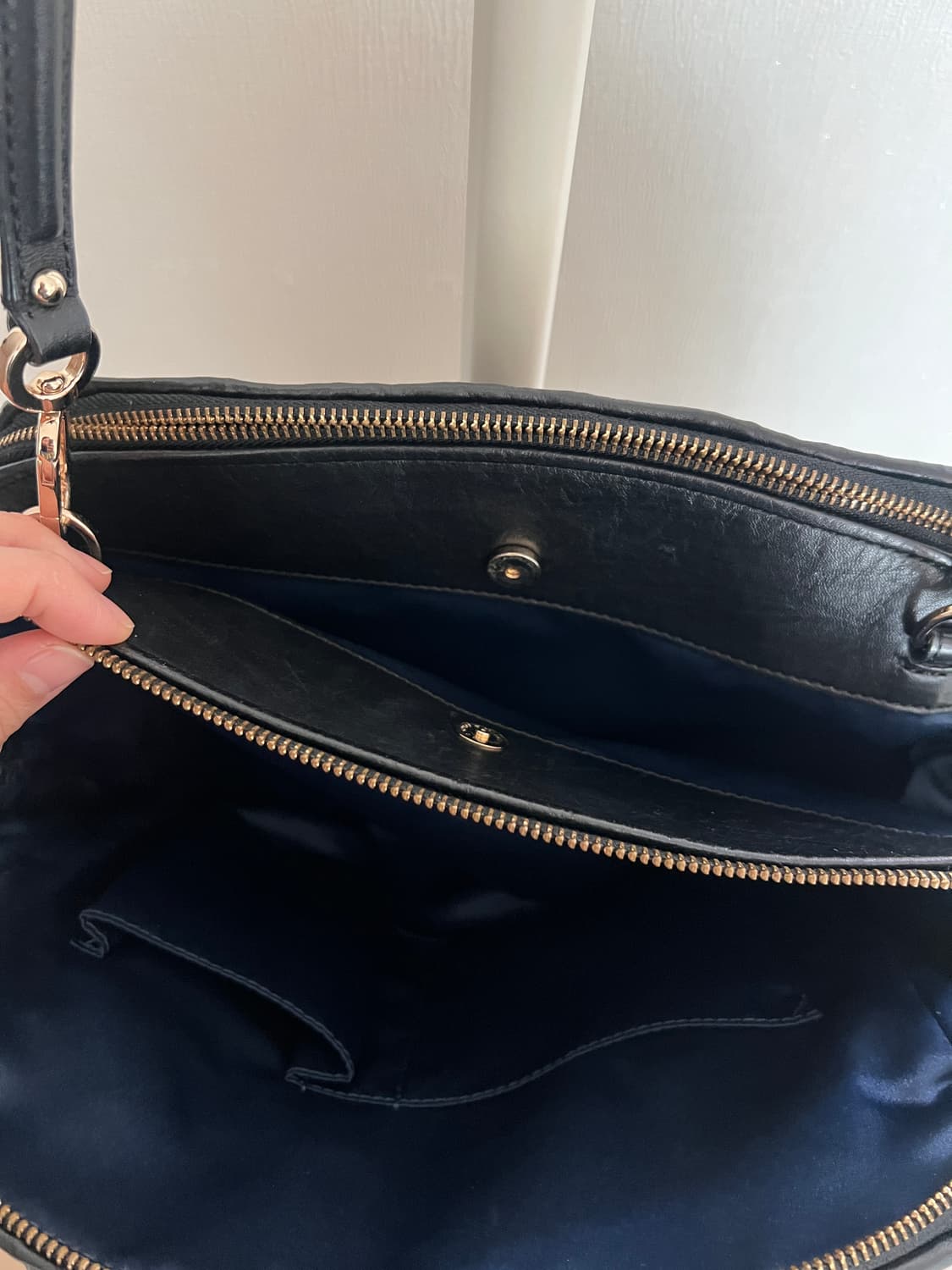 COACH Madison Pleated Leather Satchel -  상품이미지7