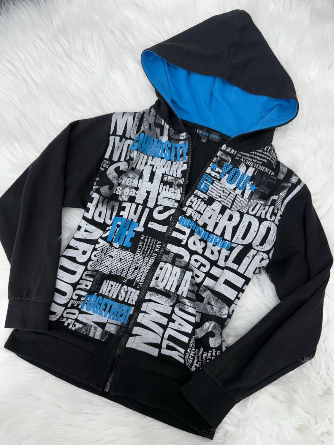 Lettering pattern crop hood zip-up 상품이미지3
