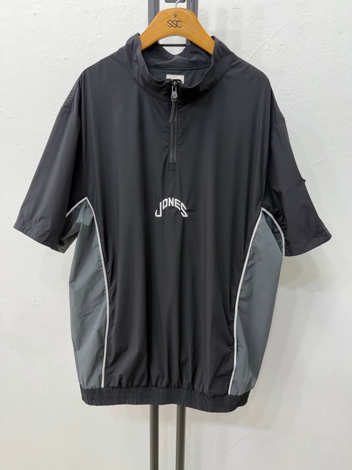 정품) 왁골프 X Jones 남성 24ss 아노락 바람막이 L 상품이미지1